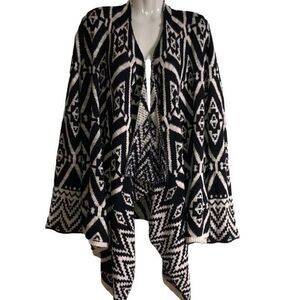 Knox Rose Sweater Size M black Aztec patterned waterfall open front bell‎ sleeve